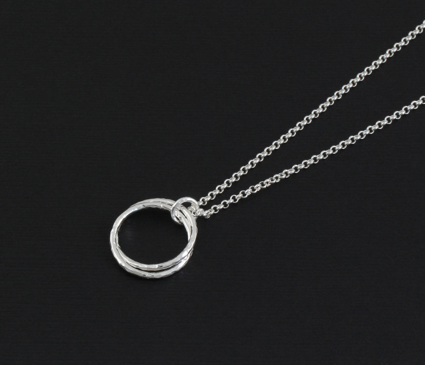 Father and Daughter Gift - The Love Between Last Forever - Hammered Linked Infinity Ring Necklace