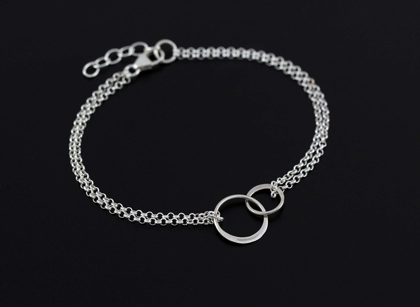 Bonus Sister Bracelet • Two Connected Circles • 925 Sterling Silver • Sister in law • Bride or Groom Sister • Adopted • Stepsister Best Friend • Friendship Love Gift • Appreciation Gratitude Jewelry