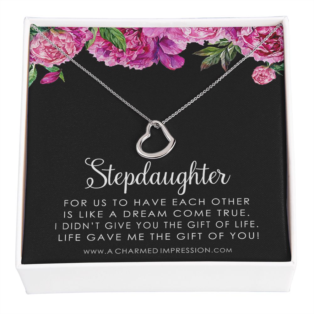 Stepdaughter Gifts from Stepmom Stepdad, Birthday Gifts for Daughter from Mom Dad, Stepdaughter Necklace, Unbiological Daughter Gift - Delicate Heart Necklace