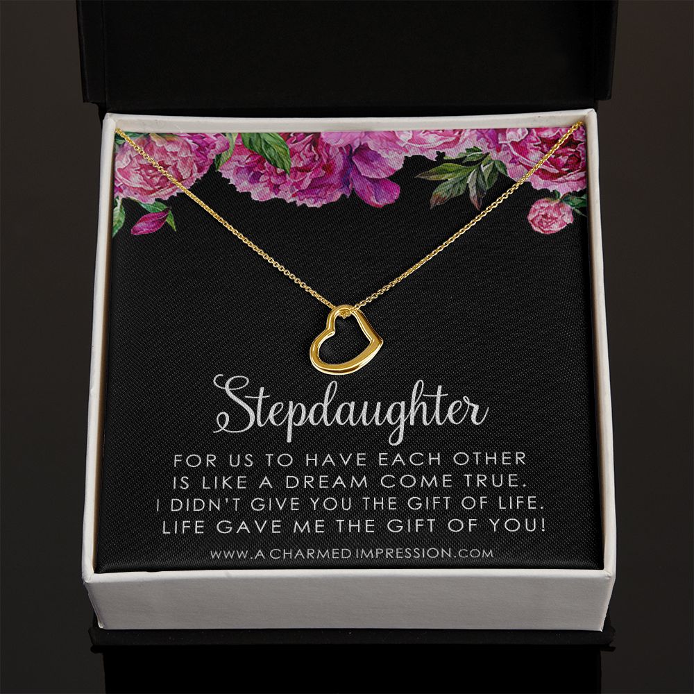 Stepdaughter Gifts from Stepmom Stepdad, Birthday Gifts for Daughter from Mom Dad, Stepdaughter Necklace, Unbiological Daughter Gift - Delicate Heart Necklace