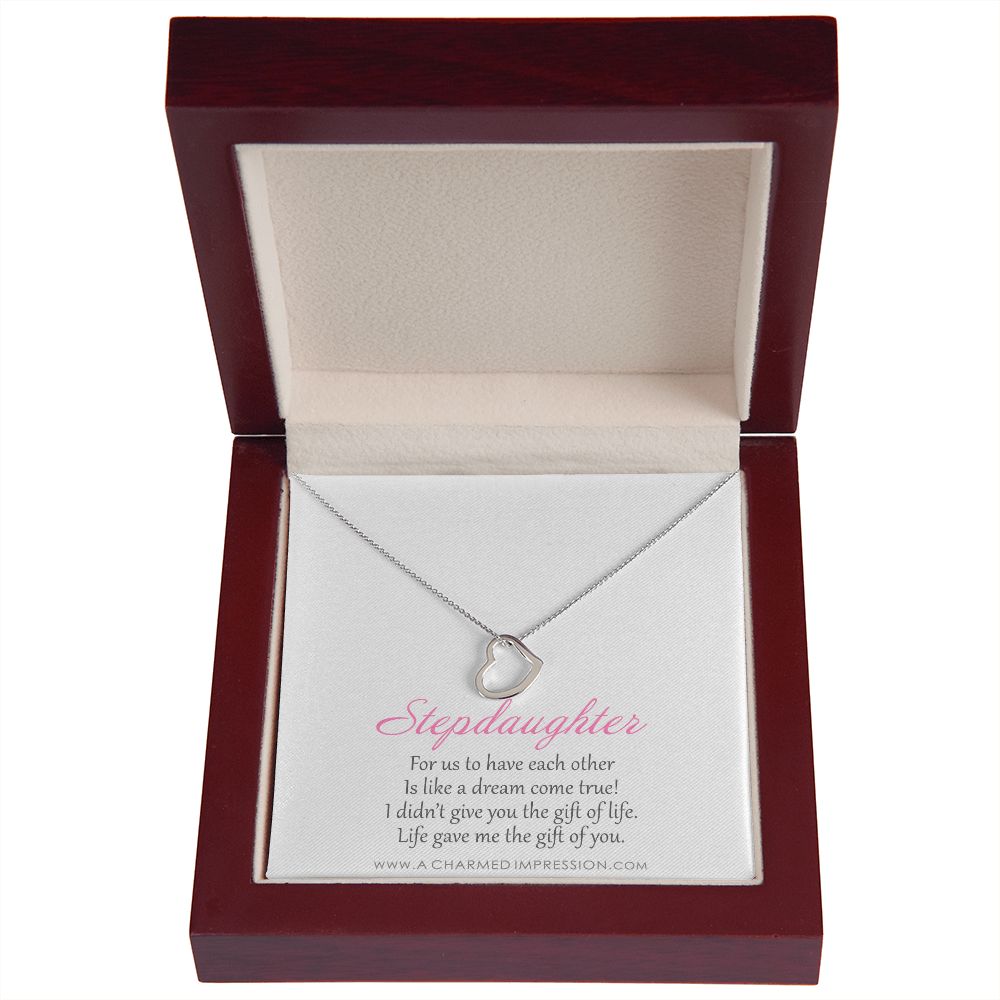 Stepdaughter Gifts from Stepmom Stepdad, Birthday Gifts for Daughter from Mom Dad, Stepdaughter Necklace, Unbiological Daughter Gift - Delicate Heart Necklace